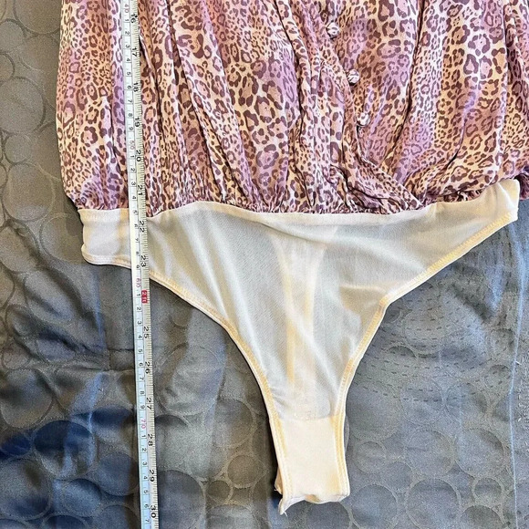 Free People Intimately Mauve‎ Bodysuit Siren Song Animal Print Size Medium - Picture 13 of 14